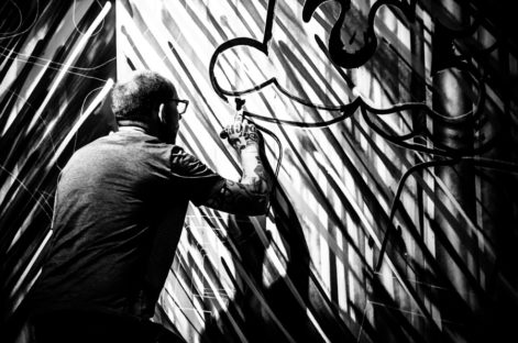 Ben Eine Graffiti for Converse BTS photographer Michal Podrucki