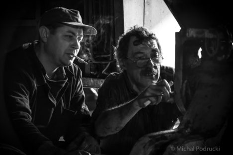 Gdansk Shipyard BW men working reportage