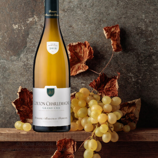 Advertising wine bottle photographer specialist Corton Charlemagne Grand Cru 2018